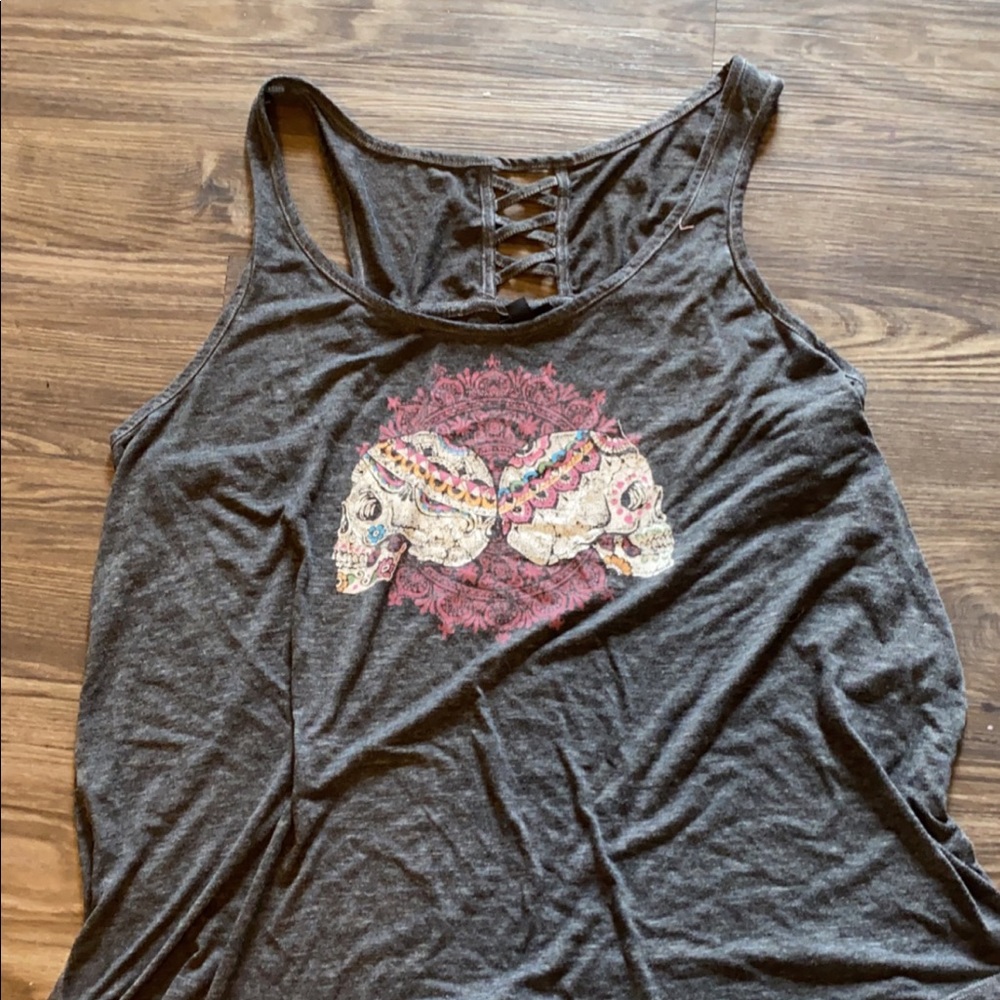 Gray tank top